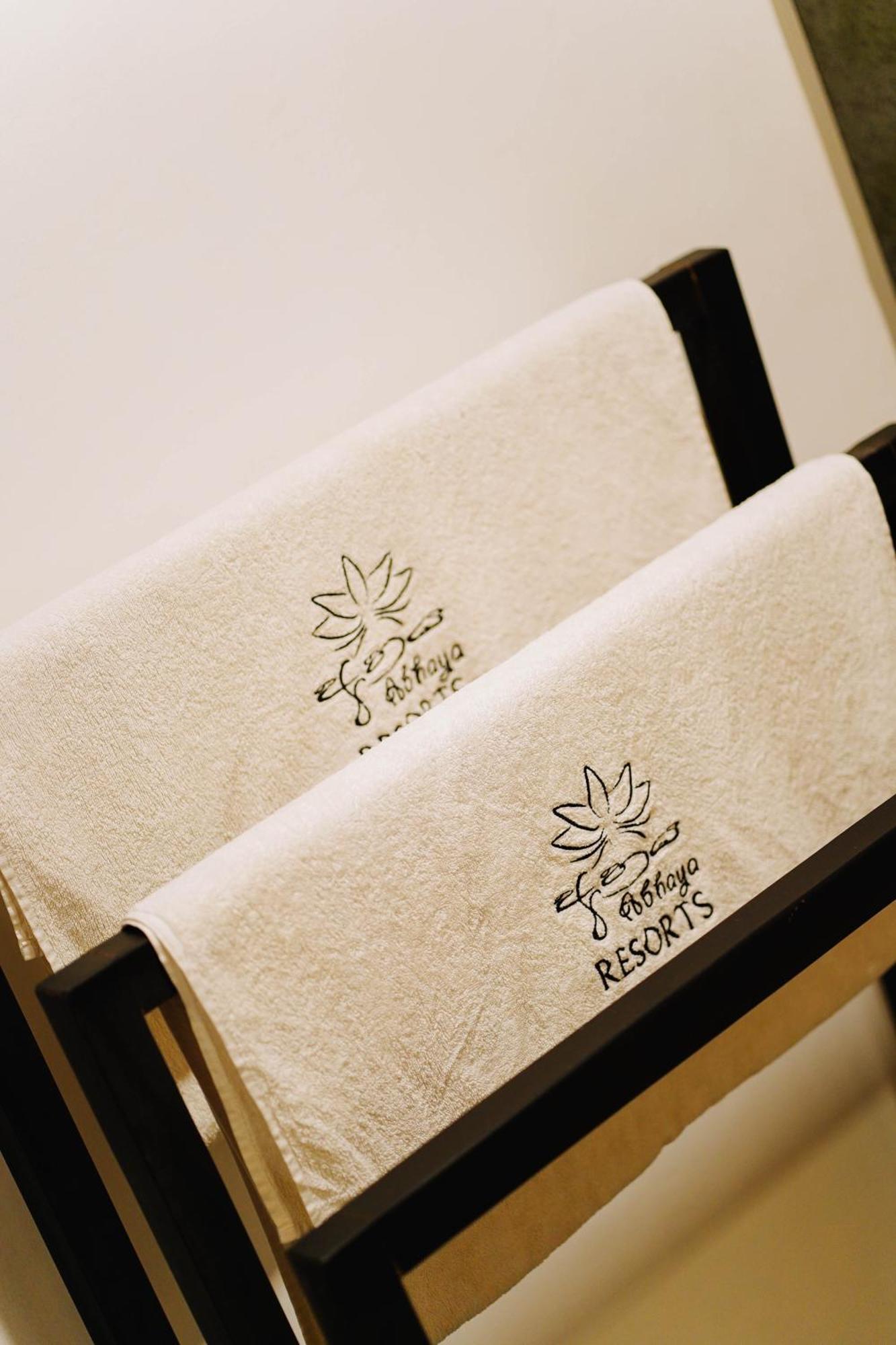 Abhaya Resorts Anuradhapura Esterno foto